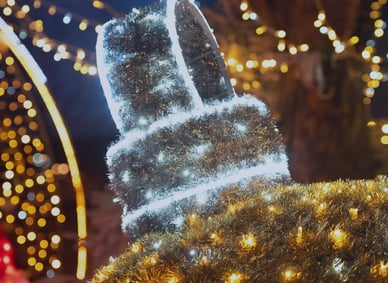 Entraigues-sur-la-Sorgue-France-Leblanc-illuminations-Chromex-illuminations